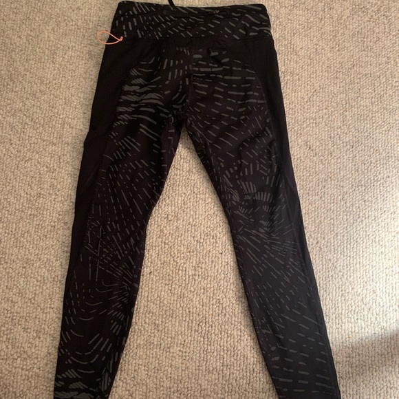 Nike running leggings size M, 3 pair!!! - Picture 3 of 15